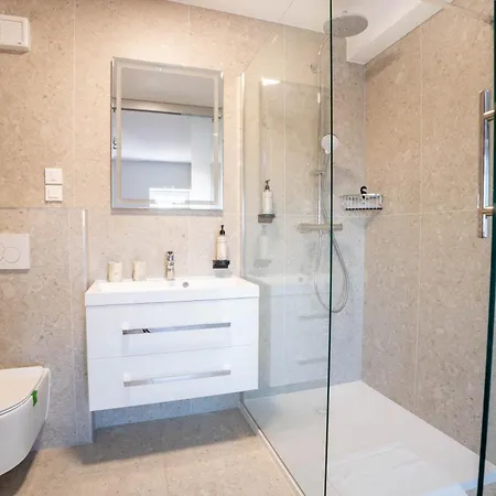 Apartment Apartma Na Grad